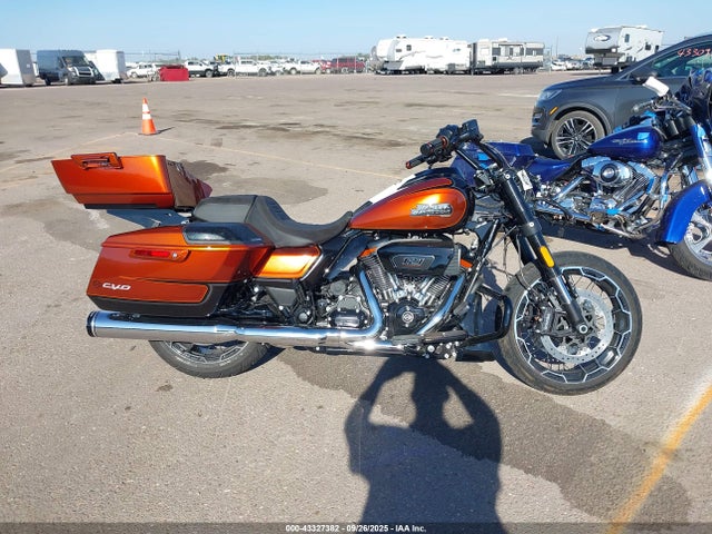 1HD1PX611PB957260 Harley-Davidson FLHXSE