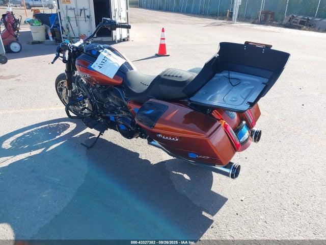 1HD1PX611PB957260 Harley-Davidson FLHXSE