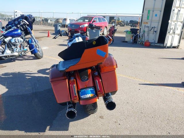 1HD1PX611PB957260 Harley-Davidson FLHXSE