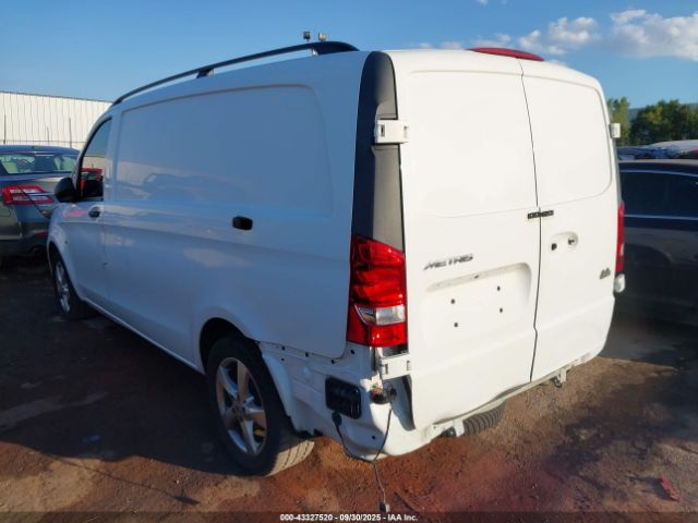 2017 MERCEDES-BENZ METRIS WD3PG2EA9H3217011 Photo 2