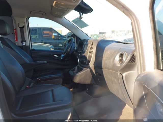 2017 MERCEDES-BENZ METRIS WD3PG2EA9H3217011 Photo 4