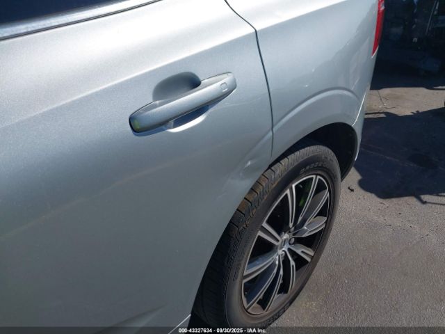 2018 VOLVO XC60 YV4102RL8J1065166 Photo 5