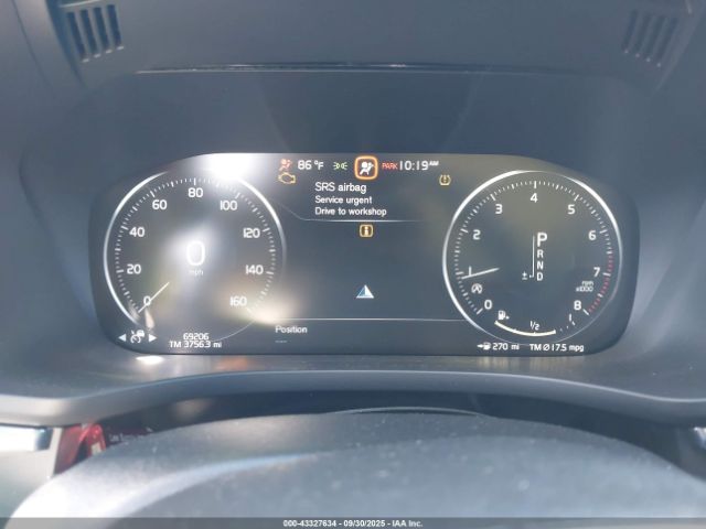 2018 VOLVO XC60 YV4102RL8J1065166 Photo 6