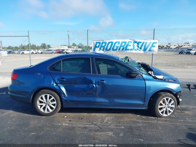 2015 Volkswagen Jetta 1.8t Se მანქანა იყიდება აუქციონზე, vin: 3VWD17AJ6FM354722, აუქციონის ნომერი: 43327856