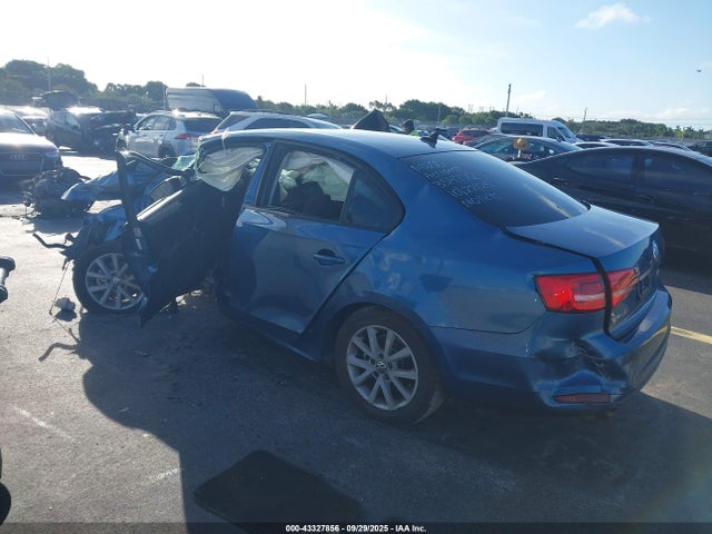 2015 Volkswagen Jetta 1.8t Se მანქანა იყიდება აუქციონზე, vin: 3VWD17AJ6FM354722, აუქციონის ნომერი: 43327856