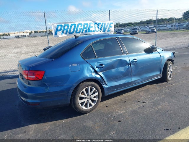 2015 Volkswagen Jetta 1.8t Se მანქანა იყიდება აუქციონზე, vin: 3VWD17AJ6FM354722, აუქციონის ნომერი: 43327856