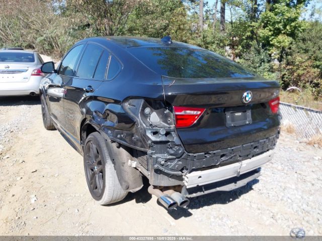 2017 BMW X4 5UXXW3C34H0T80443 Photo 2