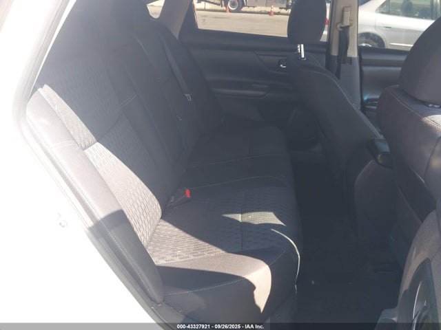 1N4AL3AP7GC204589 Nissan 2016