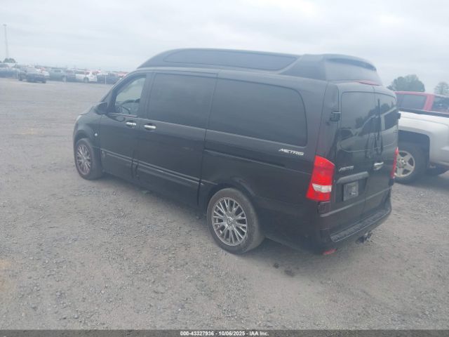 2018 MERCEDES-BENZ METRIS WD4PG2EEXJ3405072 Photo 2