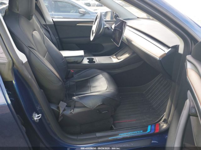 2023 TESLA MODEL Y 7SAYGAEE1PF970785 Photo 4