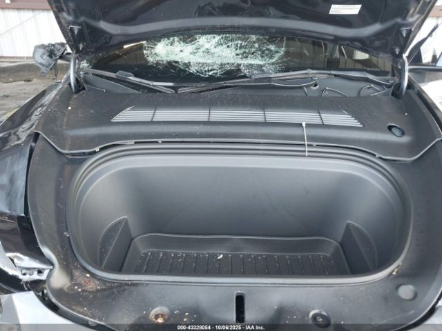2023 TESLA MODEL Y 7SAYGDEE6PF750494 Photo 9
