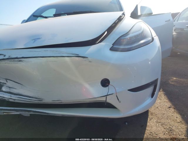 2023 TESLA MODEL Y 7SAYGDEE7PA139211 Photo 9