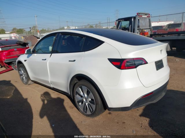 2023 TESLA MODEL Y 7SAYGDEE7PA139211 Photo 2