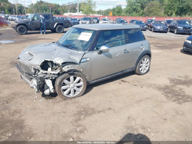 2008 MINI COOPER S WMWMF73538TV35556 Photo 1