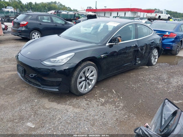 2018 TESLA MODEL 3 5YJ3E1EA9JF046855 Photo 1
