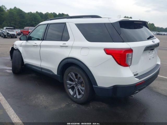 2022 FORD EXPLORER 1FMSK7DH3NGA19860 Photo 2