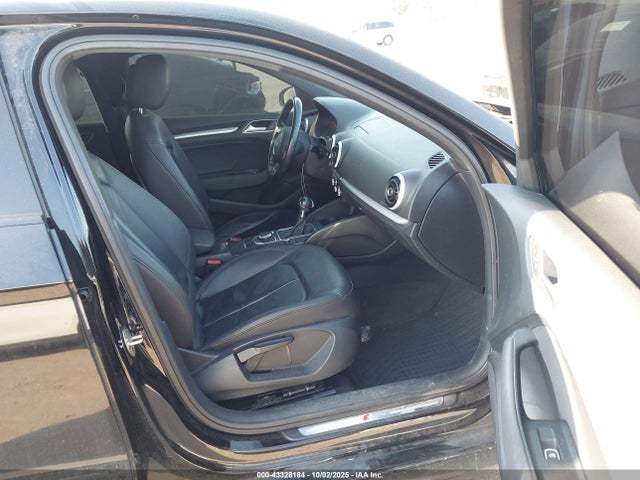 2016 AUDI A3 WAUA7GFF7G1042557 Photo 4