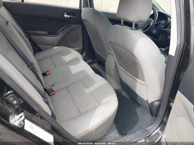 KIA dohc mpi nu 2015 KNAFX4A69F5353619 Image 8