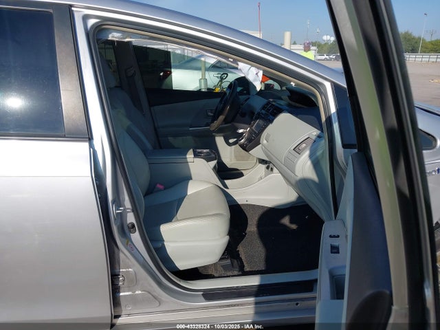 43328324 :رقم المزاد ، JTDZN3EU1D3285785 vin ، 2013 Toyota Prius V Three مزاد بيع
