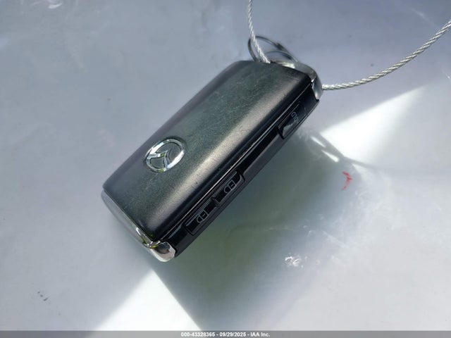 Mazda py 2021 JM1BPBKL8M1347552 Image 11