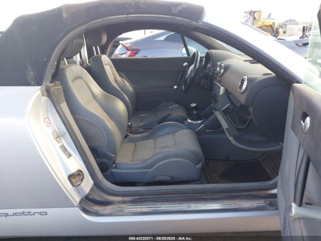 2001 AUDI TT TRUUT28N311007496 Photo 4