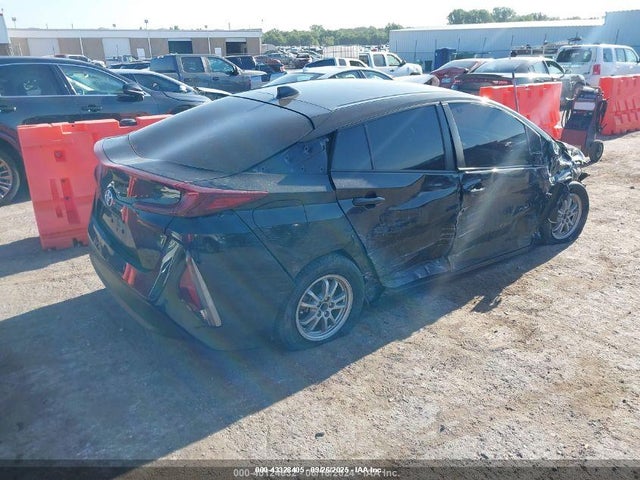 2021 TOYOTA PRIUS PRIME JTDKAMFP5M3195132 Photo 3