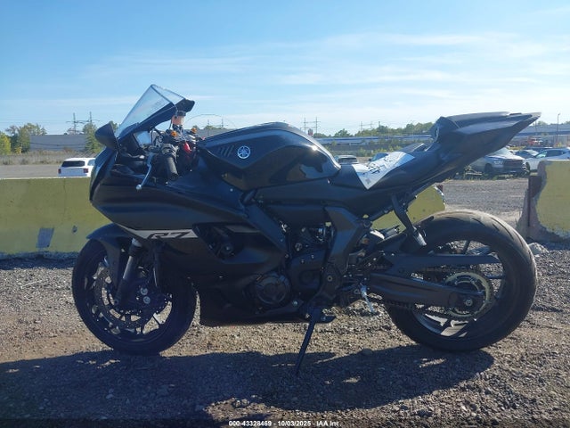 Yamaha Yzf690 2024 JYARM38E7RA013778 Image 12