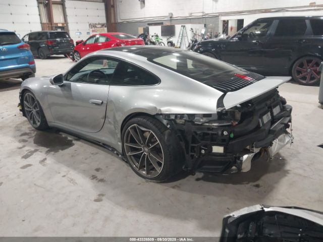 2024 PORSCHE 911 WP0AA2A93RS207641 Photo 2