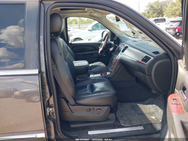 2010 CADILLAC ESCALADE 1GYUKBEF5AR276783 Photo 4