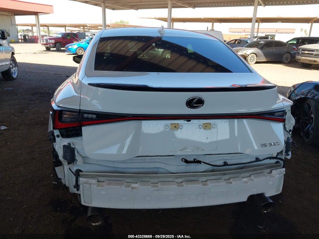 Lexus IS 350 2022 JTHGZ1B28N5056950 Image 20