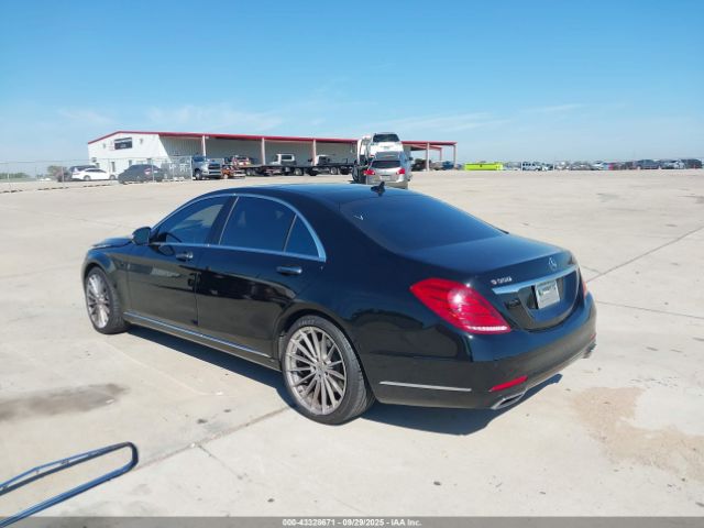 2014 MERCEDES-BENZ S 550 WDDUG8CB0EA047741 Photo 2