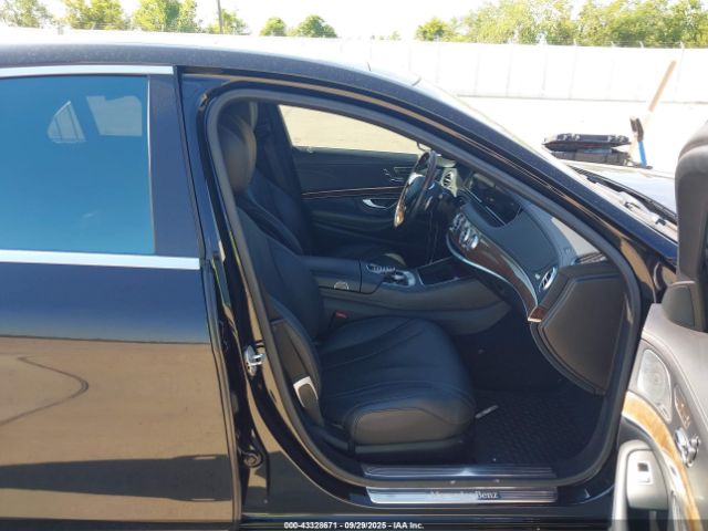 2014 MERCEDES-BENZ S 550 WDDUG8CB0EA047741 Photo 4