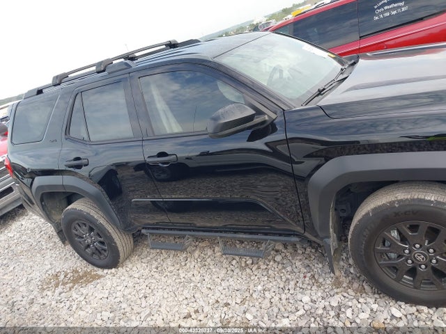 Toyota 4RUNNER SR5 2025 JTEVA5BRXS5020009 Image 14