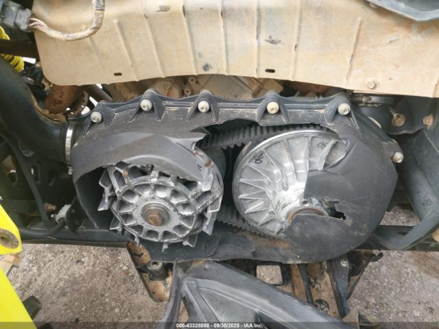 2020 CAN-AM RENEGADE 3JBMGAU22LJ000196 Photo 8