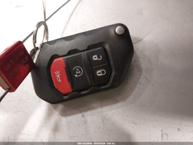 1C4HJXDG8KW603388 Jeep Wrangler