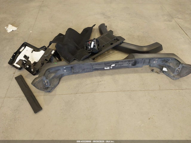 1C4HJXDG8KW603388 Jeep Wrangler