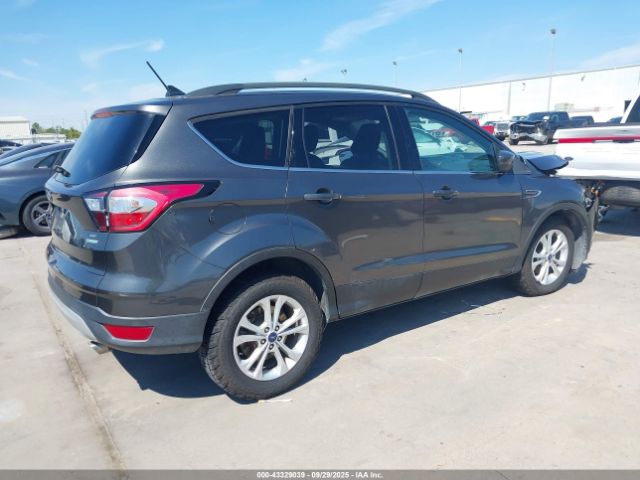 2018 FORD ESCAPE 1FMCU0GDXJUA95568 Photo 3