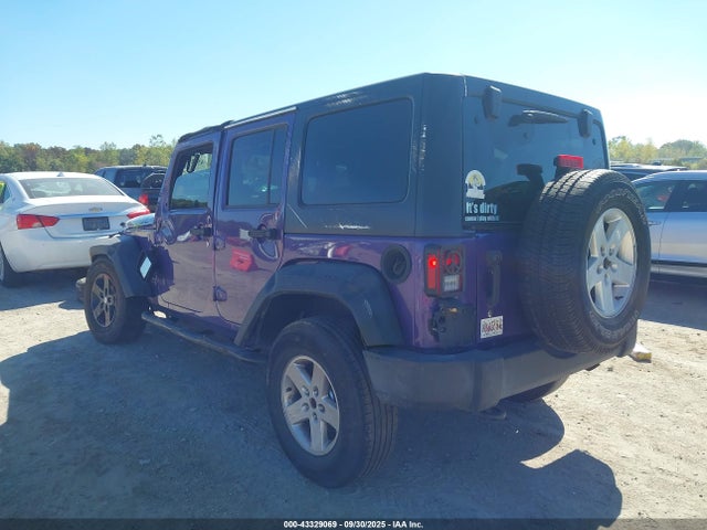 2017 JEEP WRANGLER UNLIMITED 1C4BJWDG5HL598273 Photo 2