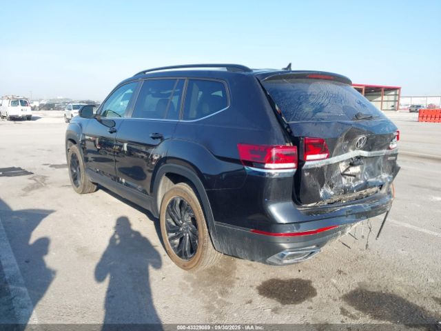 2022 VOLKSWAGEN ATLAS 1V2KP2CA9NC555019 Photo 2