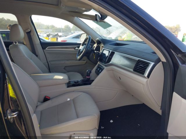 2022 VOLKSWAGEN ATLAS 1V2KP2CA9NC555019 Photo 4