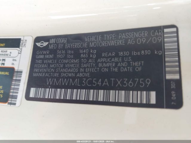 2010 MINI COOPER CLUBMAN WMWML3C54ATX36759 Photo 8