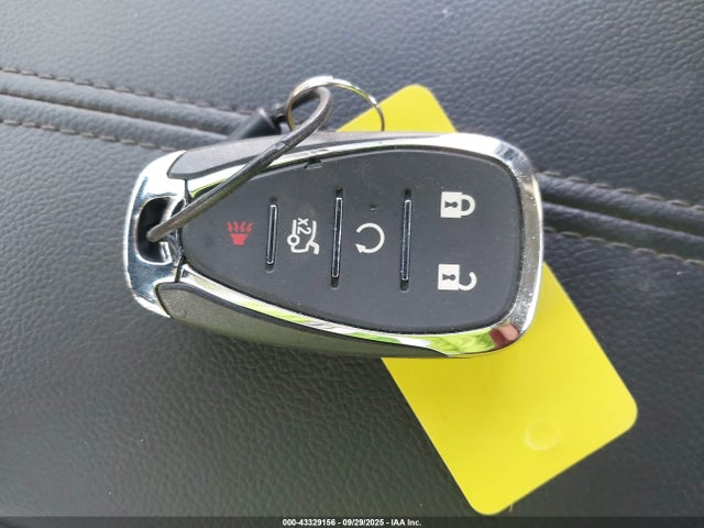 1G1ZD5ST0SF144706 Chevrolet lfv