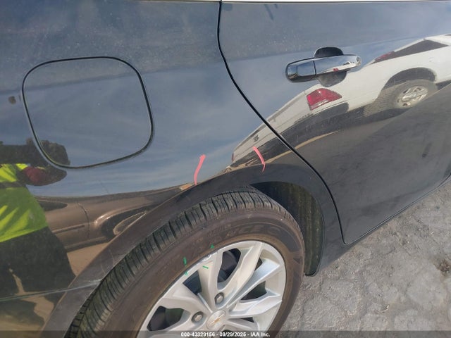1G1ZD5ST0SF144706 Chevrolet lfv