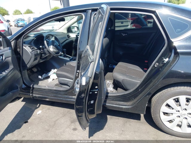 3N1AB7AP4HY376563 Nissan 2017