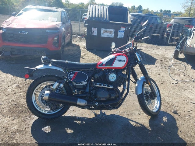 Yamaha 2017 2017 JYAVN08E9HA001530 Image 12