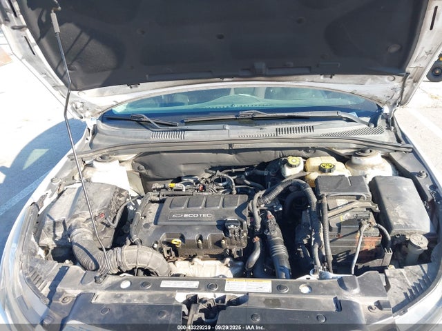 Chevrolet LUV 2015 1G1PC5SB9F7272721 Image 10