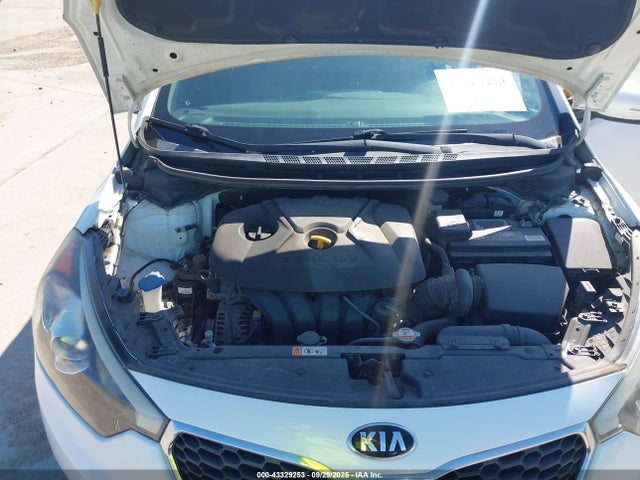 KIA 2014 2014 KNAFX4A69E5063699 Image 10