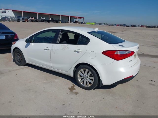 KIA 2014 2014 KNAFX4A69E5063699 Image 3