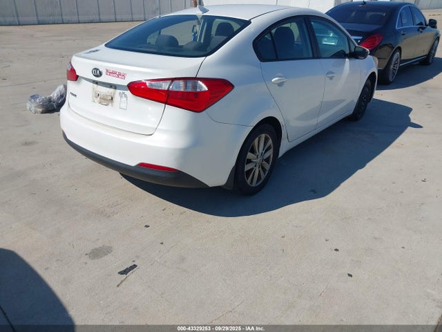 KIA 2014 2014 KNAFX4A69E5063699 Image 4
