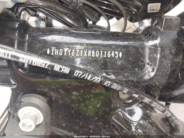 2024 HARLEY-DAVIDSON FXBR 1HD1YEZ1XRB011643 Photo 9